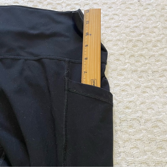 Yogalicious Lux Black Leggings ~ Size XL
Athletic or Workout Wear‎ - Picture 6 of 9
